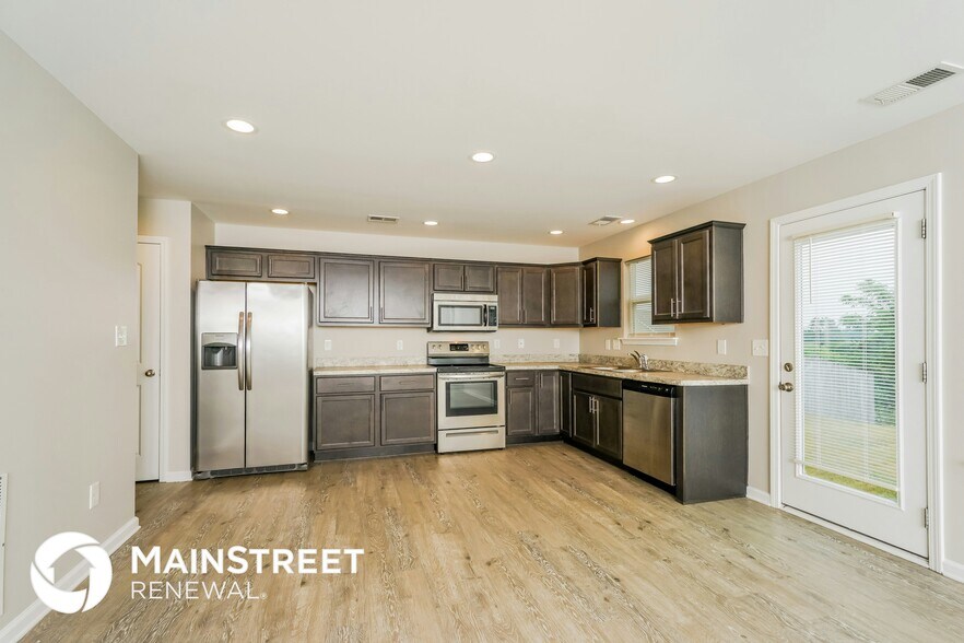 Building Photo - 2500 Guildhall Ln