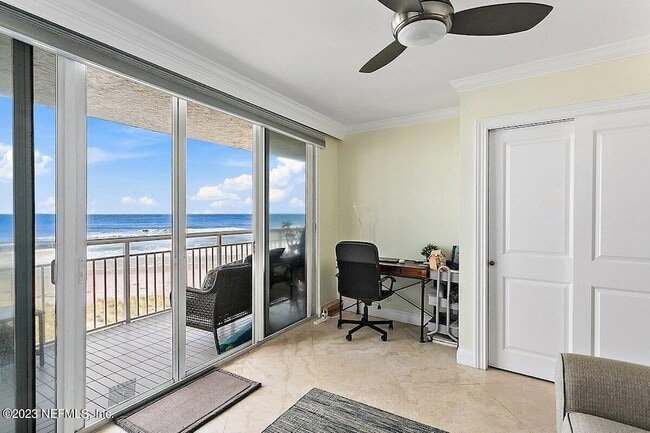 Building Photo - 1601 Ocean Dr S