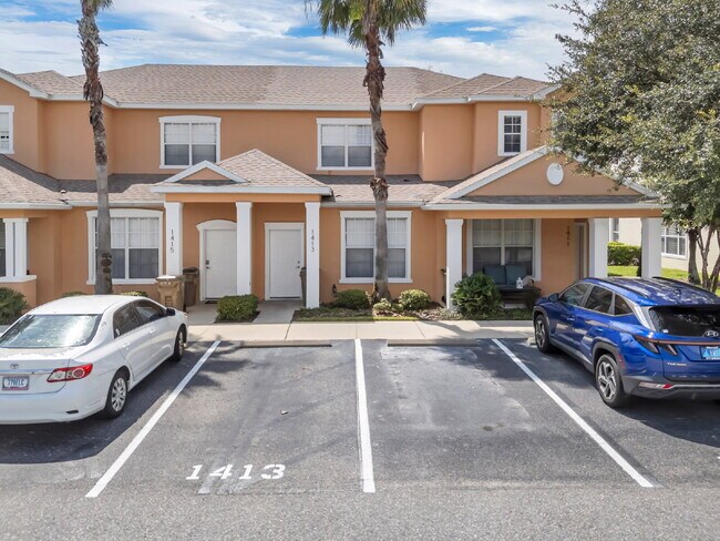 Building Photo - 3-Bedroom Townhome with Private Pool | Master Suites on Both Floors!