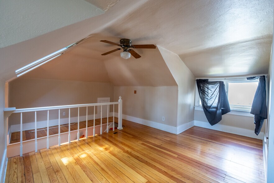 Building Photo - 1416 N Royer St