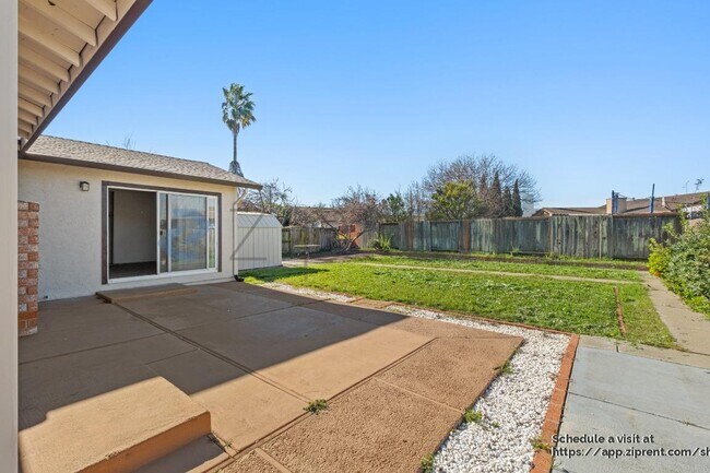 Building Photo - 133 Georgetown Ct