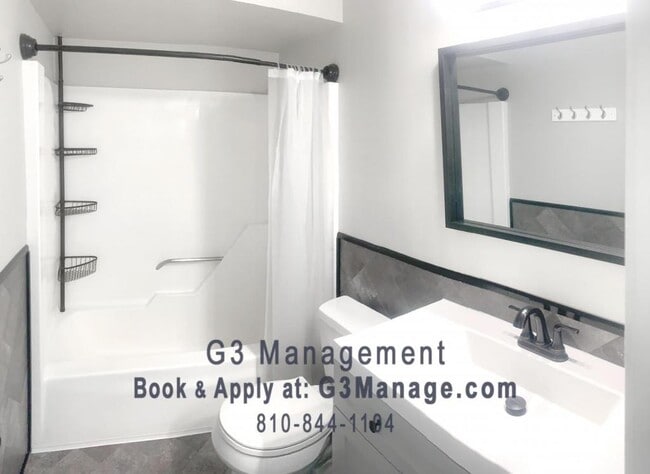 Building Photo - 570 E Marr Rd