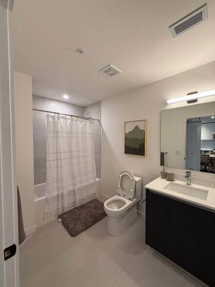 Building Photo - 20520 NW 20th Ct