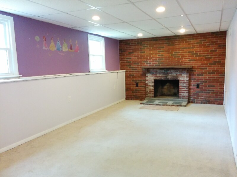 Building Photo - 12 Northgate Rd