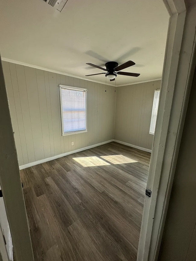 Building Photo - 2377 Imogene St