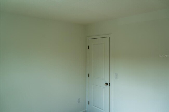 Building Photo - 13094 Pergola Ave
