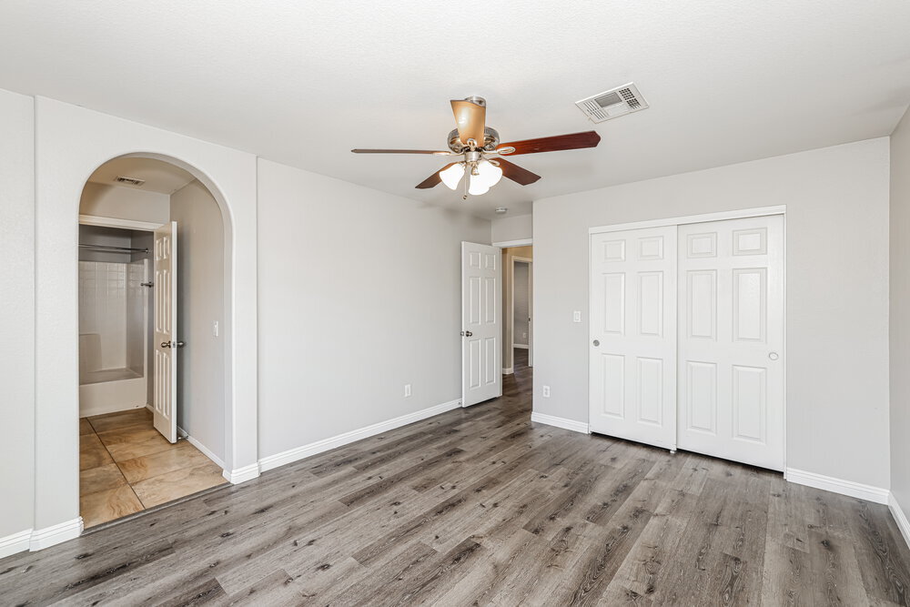 Building Photo - 6517 Coffeeville Creek Dr