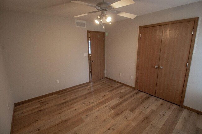 Building Photo - 1516 Citadel Dr