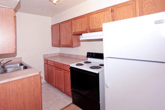 Building Photo - 2084 Jackson St