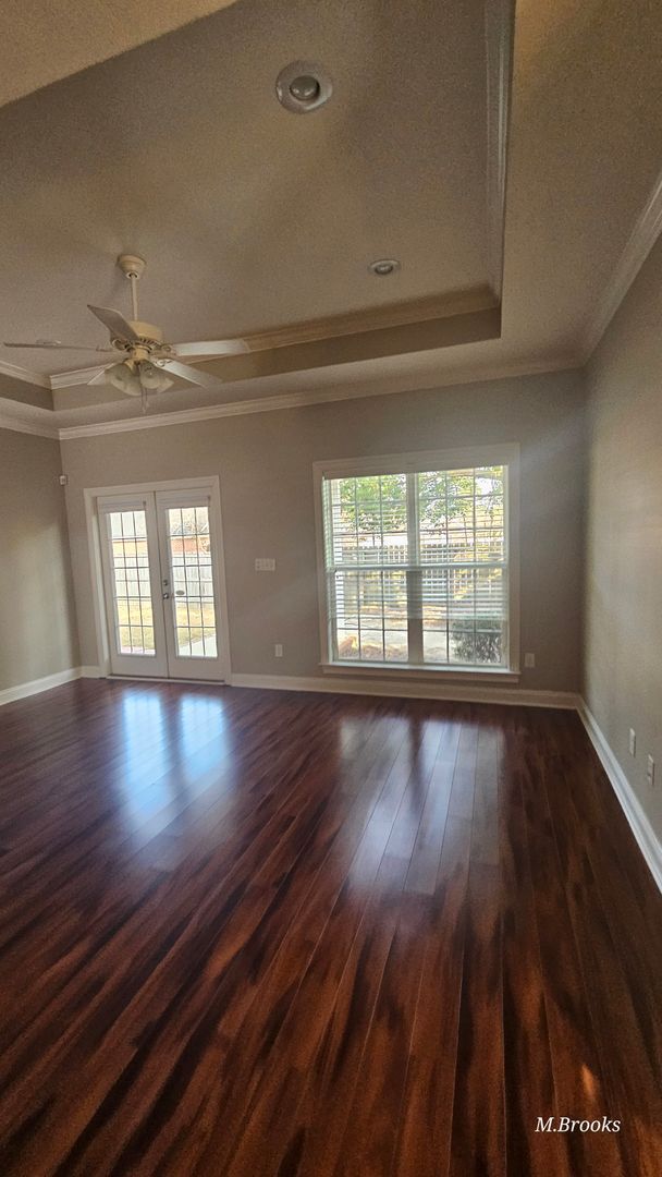 Building Photo - Beautiful 3/2 located in Valdosta