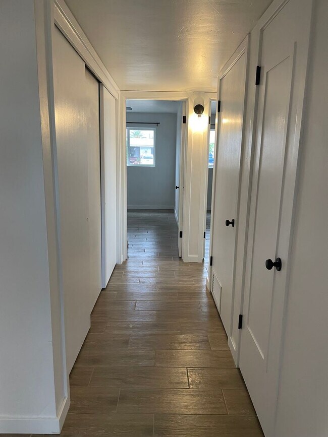 Building Photo - Remodeled Hidden Gem! Coming Soon!