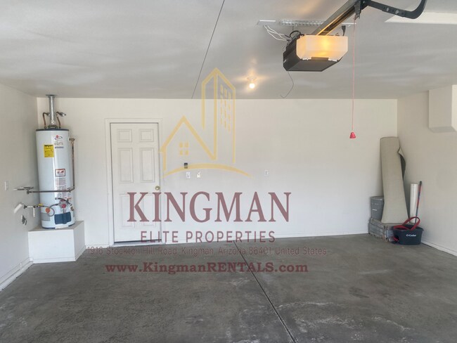 Building Photo - Stunning Home in Kingman – Spacious, Modern, & Move-In Ready!