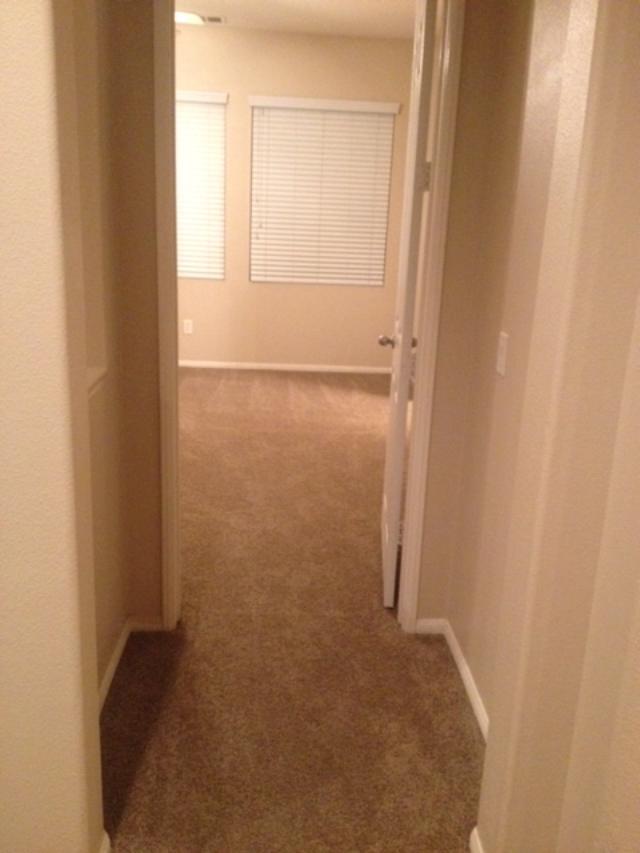 Building Photo - 2801 Hornbeam Rd