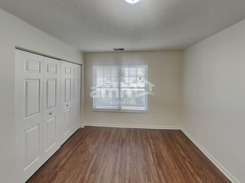 Building Photo - 334 Stewart Springs Dr