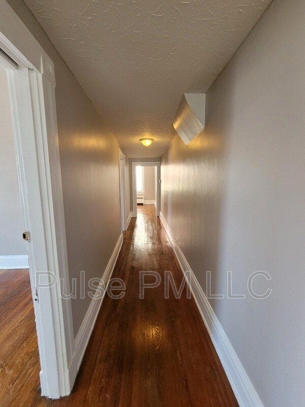 Building Photo - 638-640-640 6th Ave