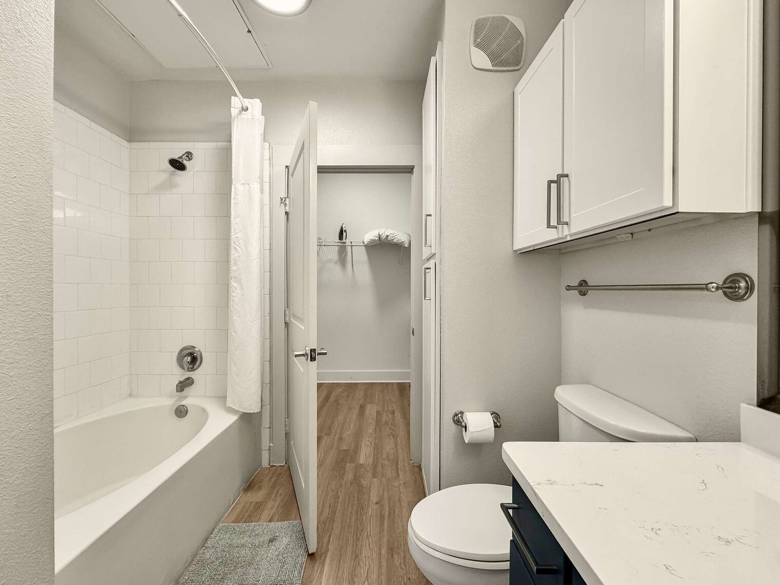 Building Photo - 2916 Indiana St