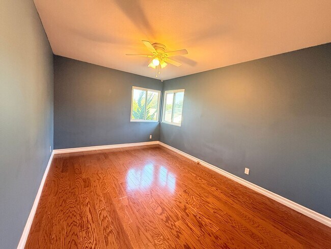 Building Photo - 4242 Briggs Ave