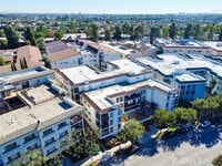 Building Photo - 6124 Buckingham Pkwy