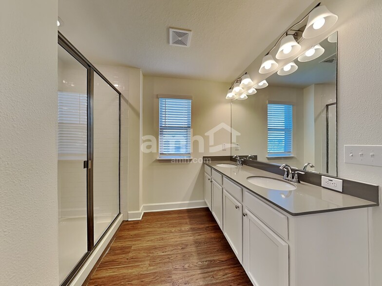 Building Photo - 3715 Windward Hls Blvd