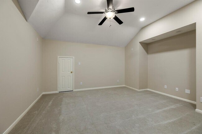 Building Photo - 6911 Autumn Rain Ln