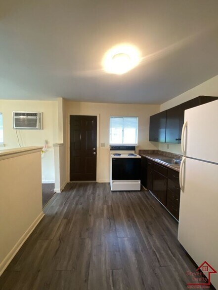 Building Photo - 1918 Ivy St