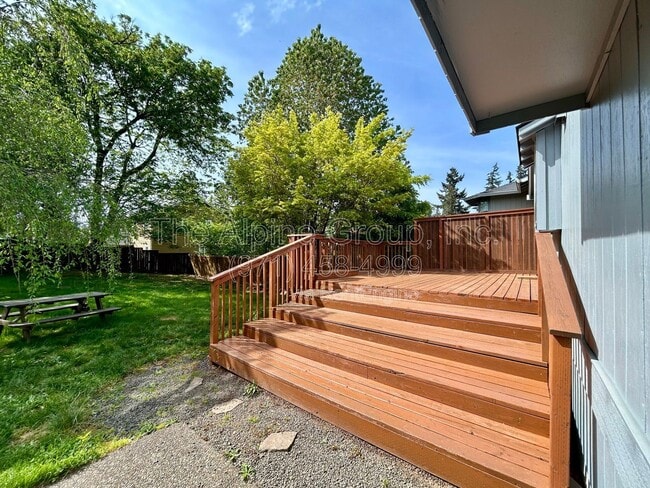 Building Photo - 14597 SW 81st Ave