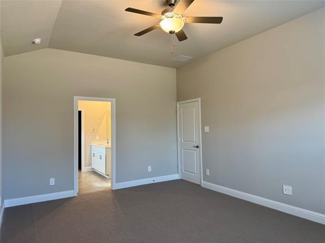 Building Photo - 685 Briar Dr