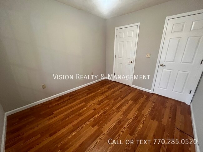 Building Photo - 60 Bagwell Rd