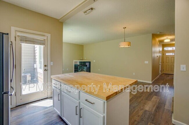 Building Photo - 4013 NE 89th Way