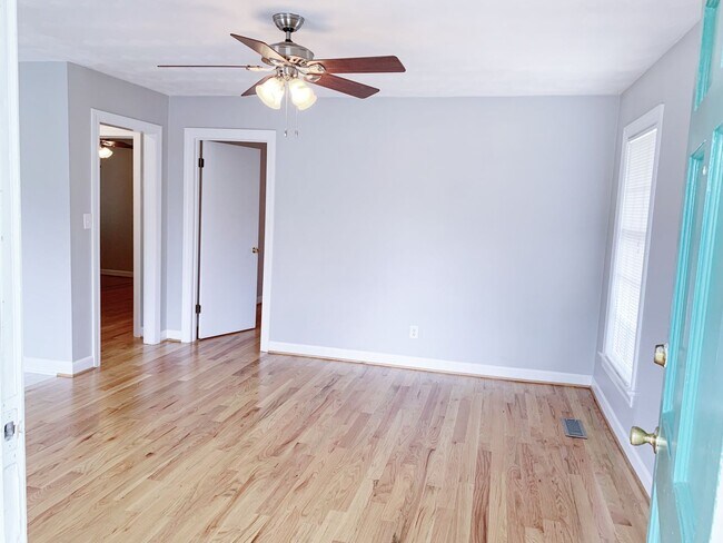 Building Photo - 103 Stancil Dr.
