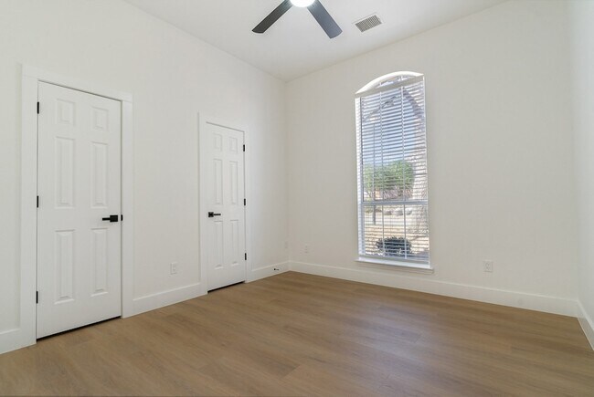 Building Photo - 7524 Aberdon Rd