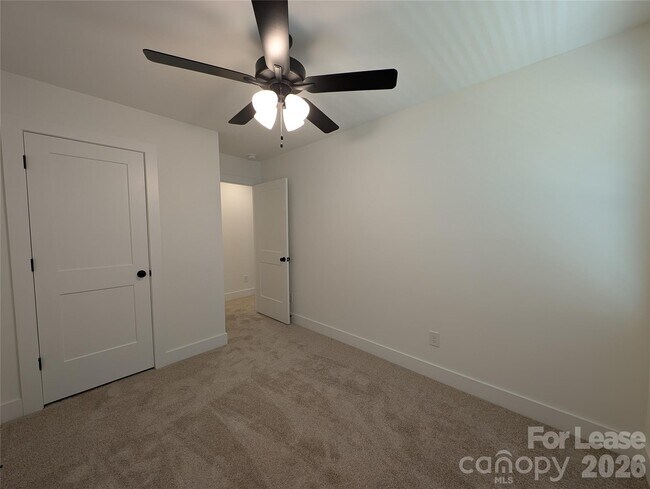Building Photo - 1415 Arden Ave