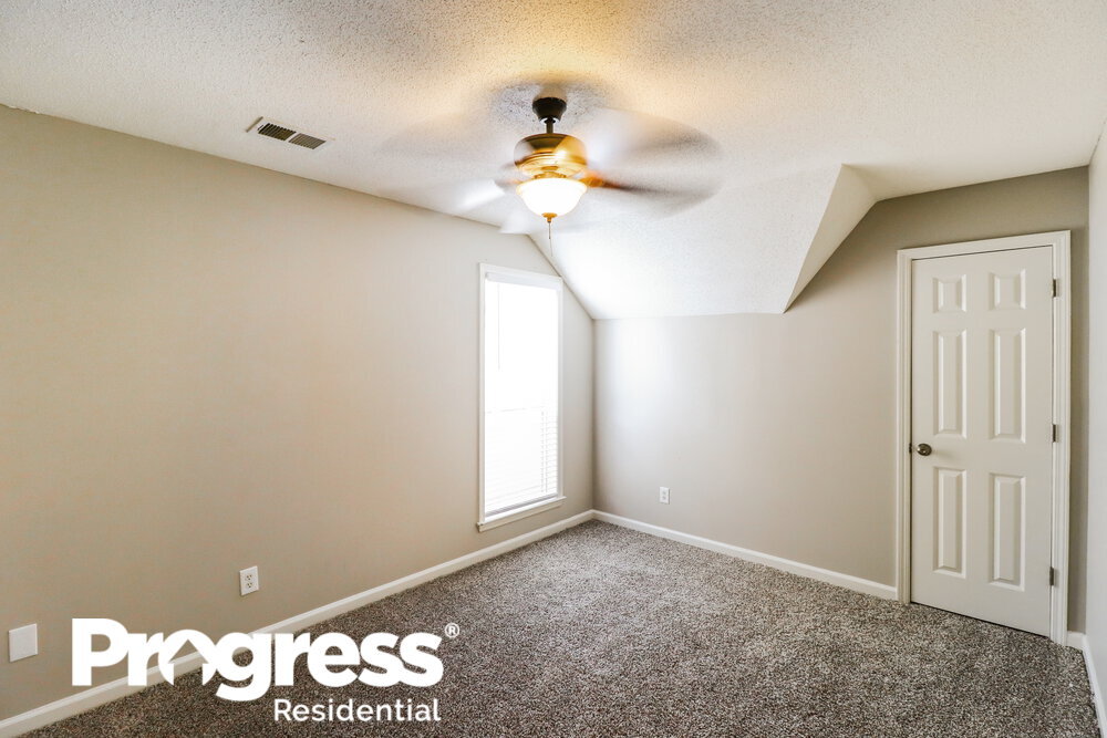 Building Photo - 9149 Chastain Pl