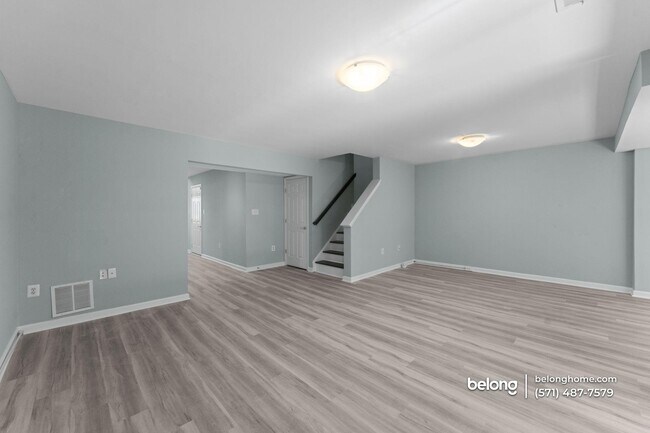 Building Photo - 47339 Blackwater Falls Terrace