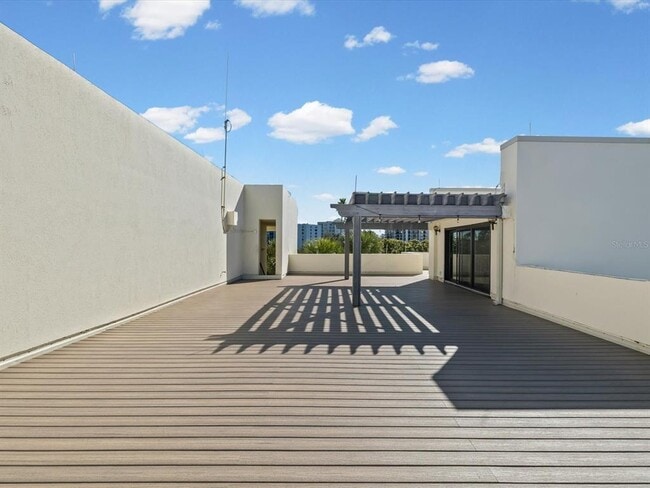 Building Photo - 50 Coe Rd