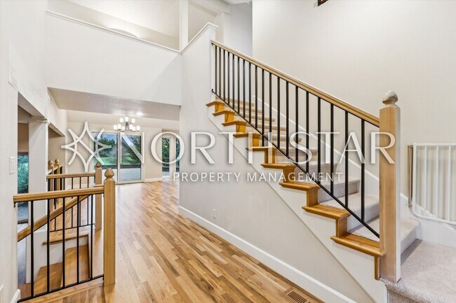 Building Photo - Escape to the Country, Spacious Contemporary in Wilsonville with Shop