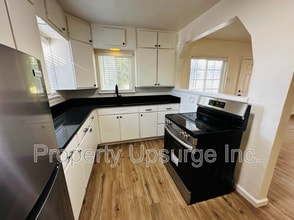 Building Photo - 1983-1999 Hartnell Ave