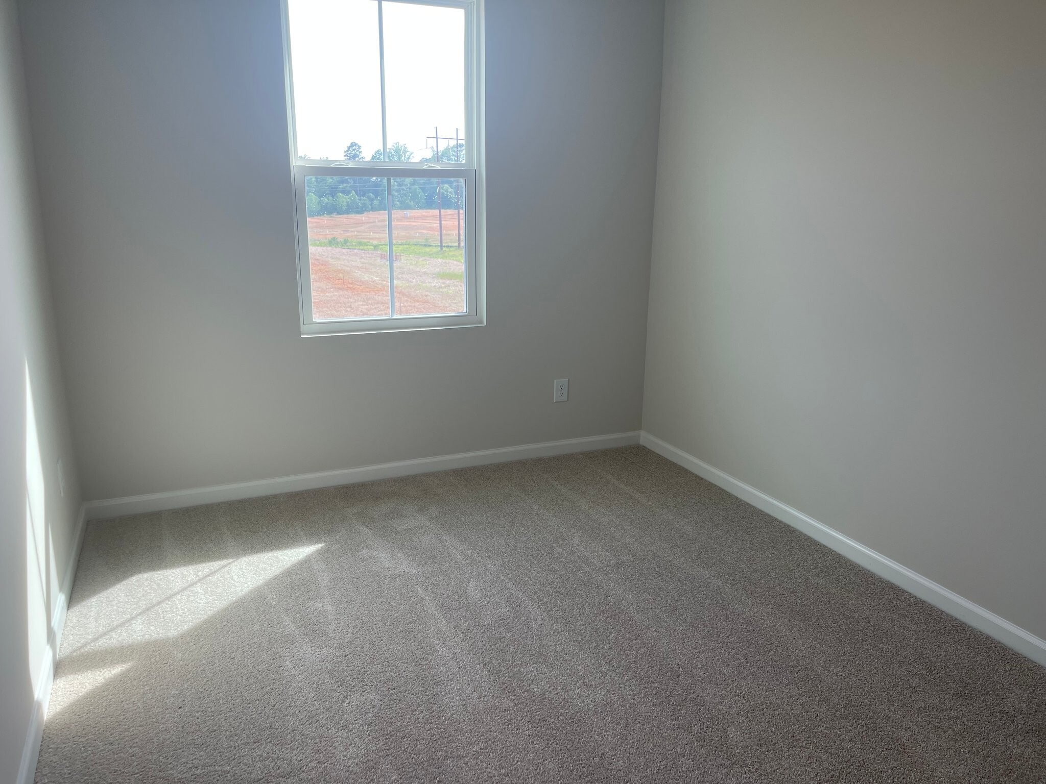 Building Photo - 1151 Robins Nest Dr