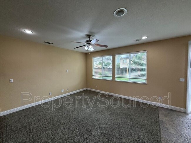 Building Photo - 17808 Daffodil Hill St