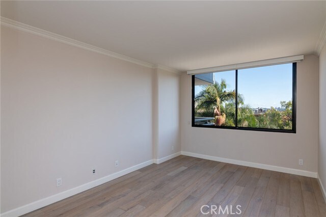 Building Photo - 345 Pioneer Dr