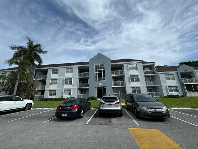 Building Photo - 8660 SW 212th St