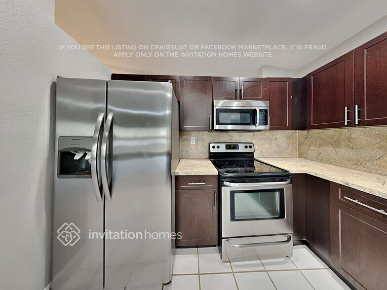 Building Photo - 8481 NW 197th Terrace
