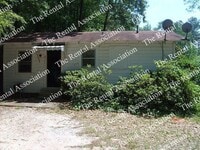 Building Photo - 2711 W California Ave