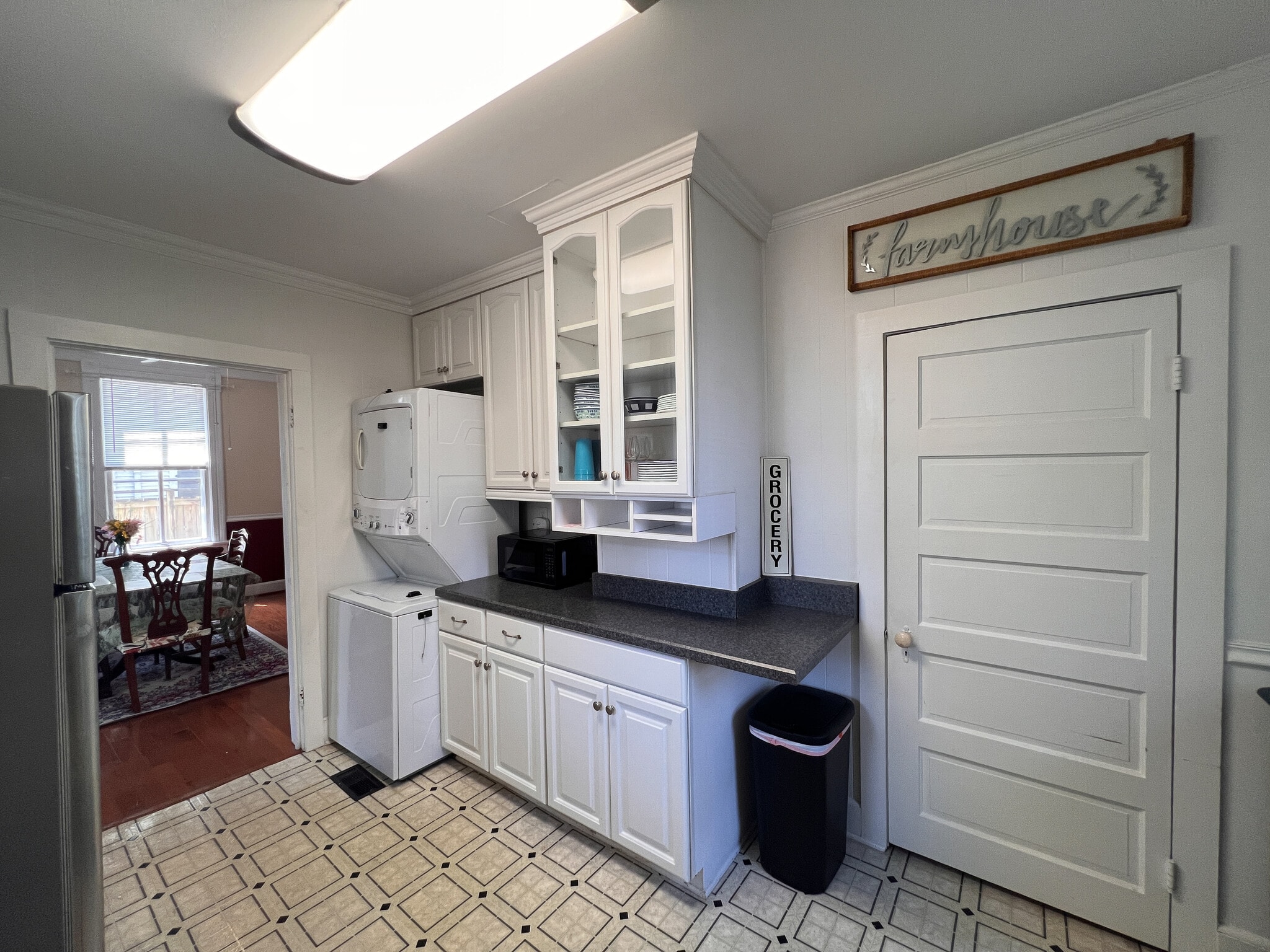 Kitchen With Washer and dryer hookups - 200 S Elliott St