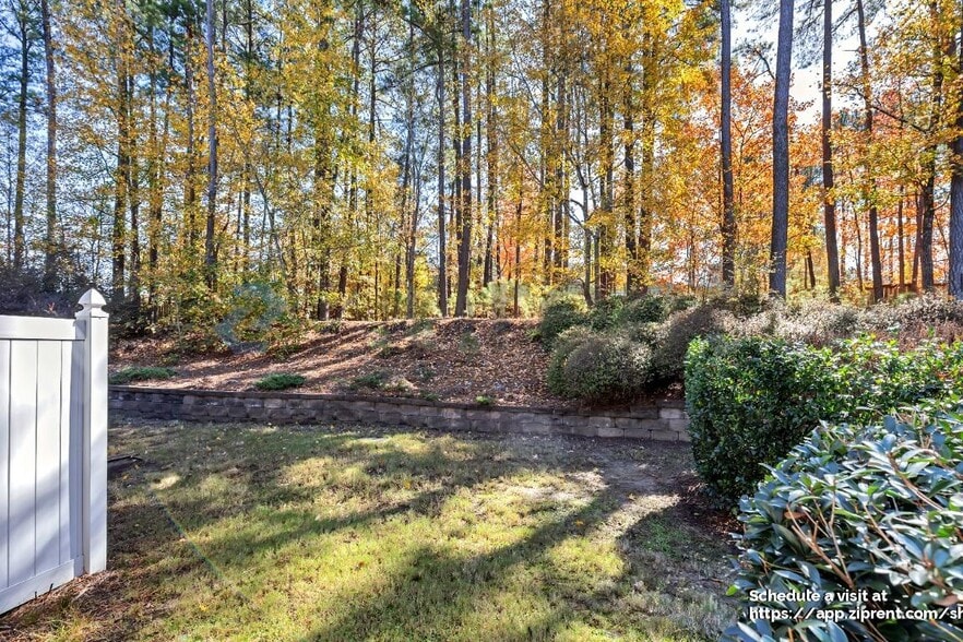 Building Photo - 237 Murray Glen Dr