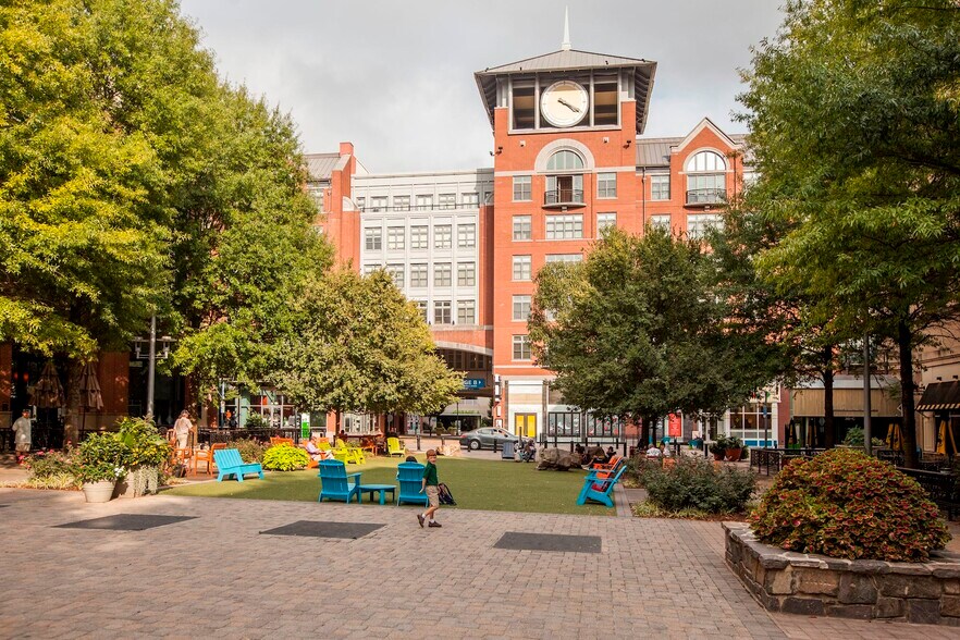 Building Photo - 212 W Montgomery Ave