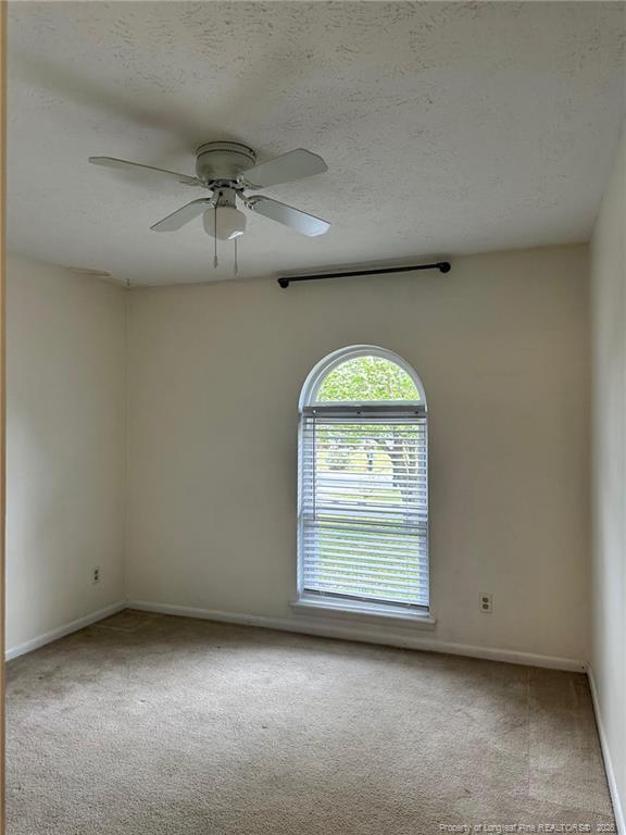 Building Photo - 6850 Buttermere Dr