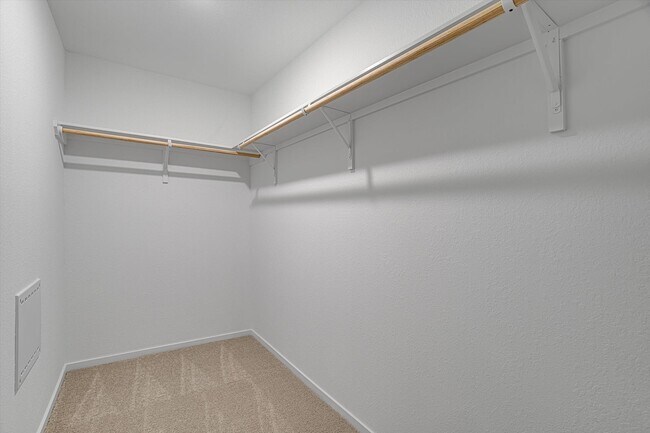Building Photo - 390 LUCIA Way