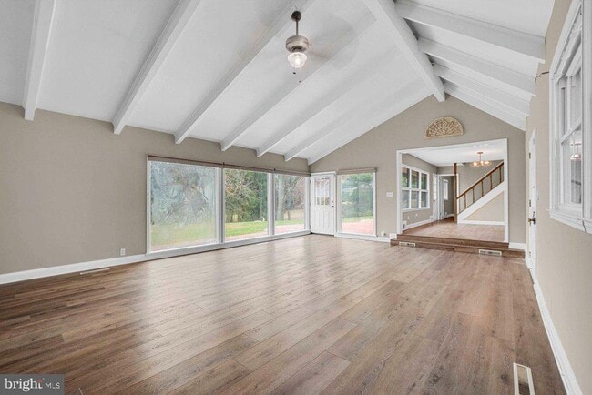 Building Photo - 3839 Blenheim Rd