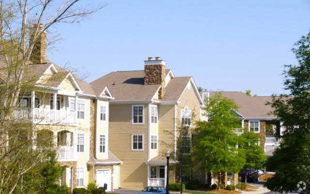 Building Photo - The Villages of Devinshire